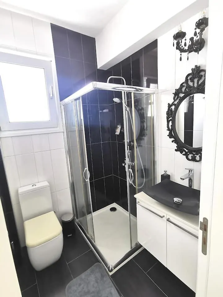Apartment Happy Tucan Larnaca